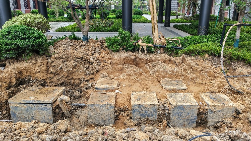 浙江省寧波市某高級中學(xué)地埋式污水處理設(shè)備